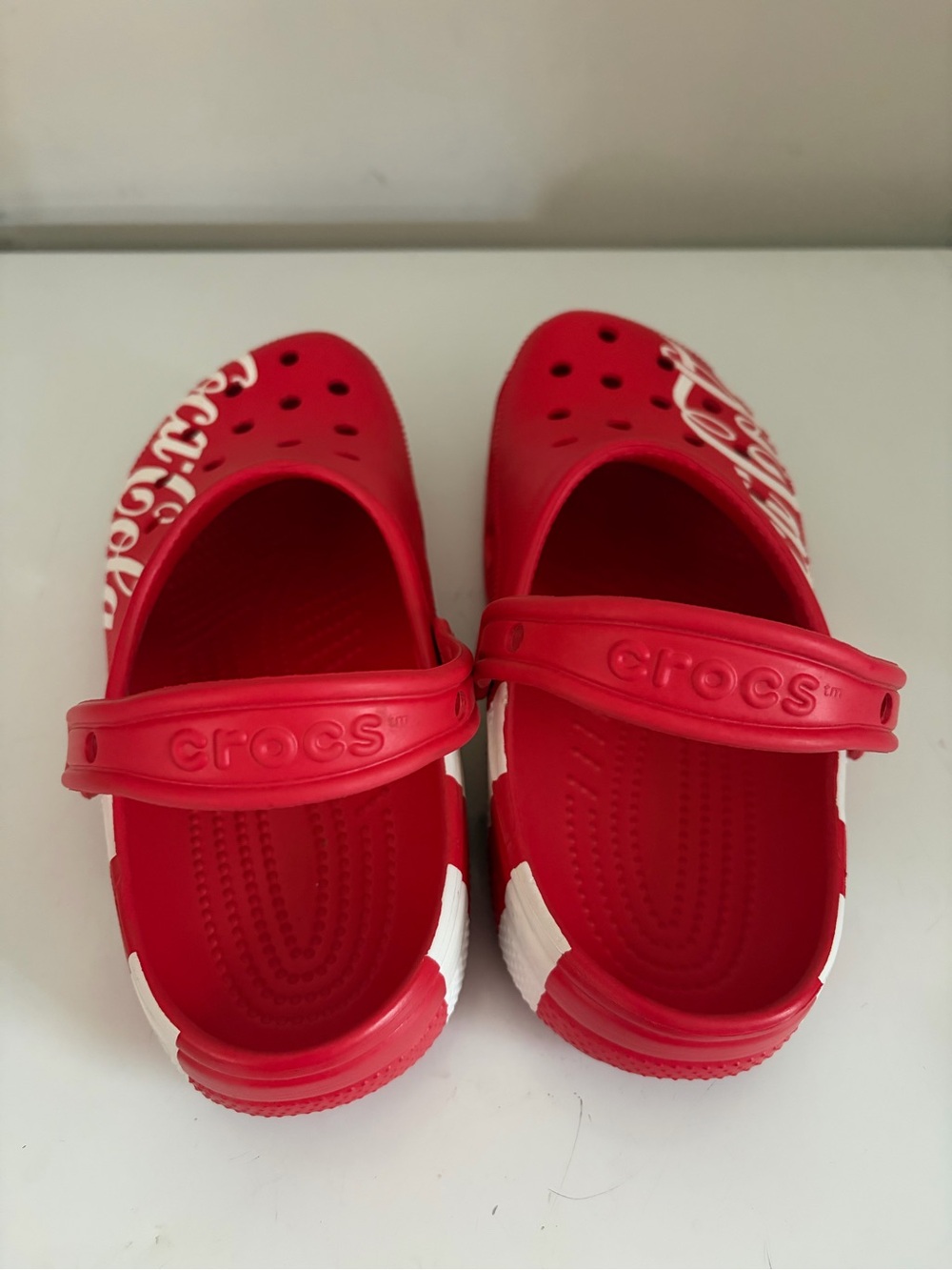Men/Women Coca Cola Red Crocs M9/W11 - Picture 4 of 9